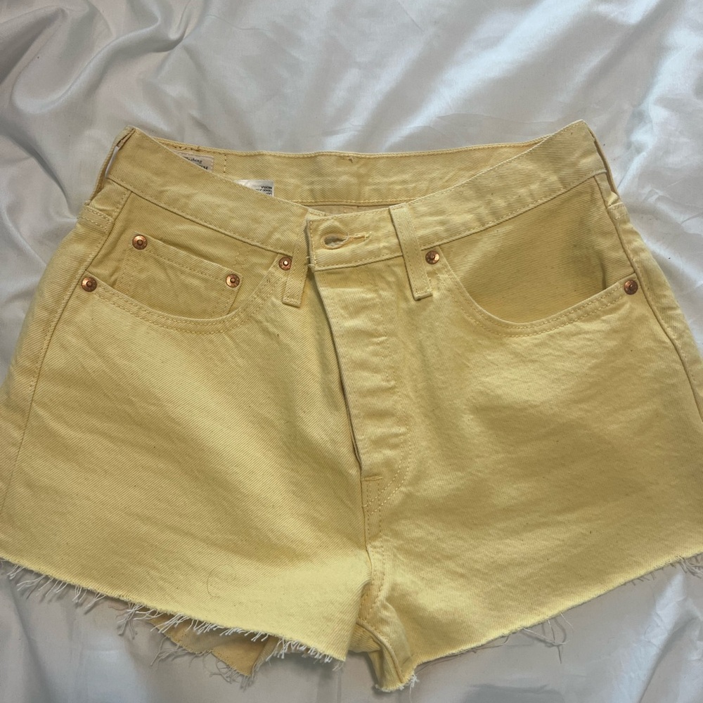 Levi Shorts